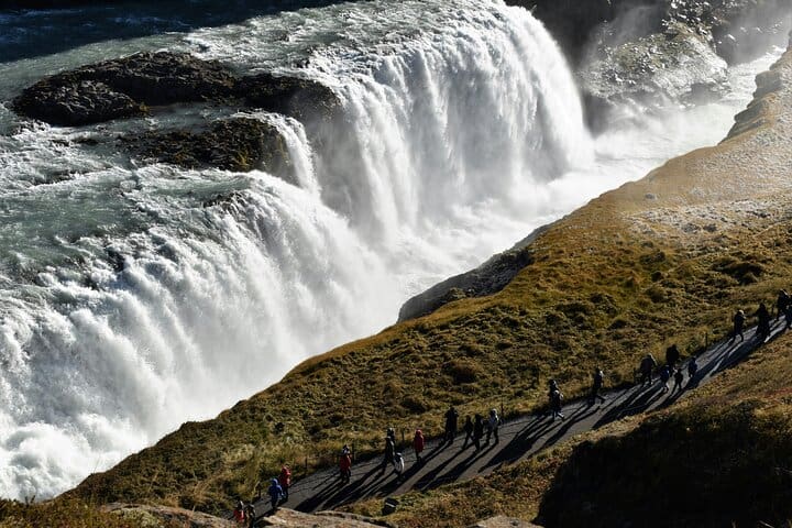 Golden Circle & Secret Lagoon & Friðheimar (almuerzo incluido) – TOUR PRIVADO