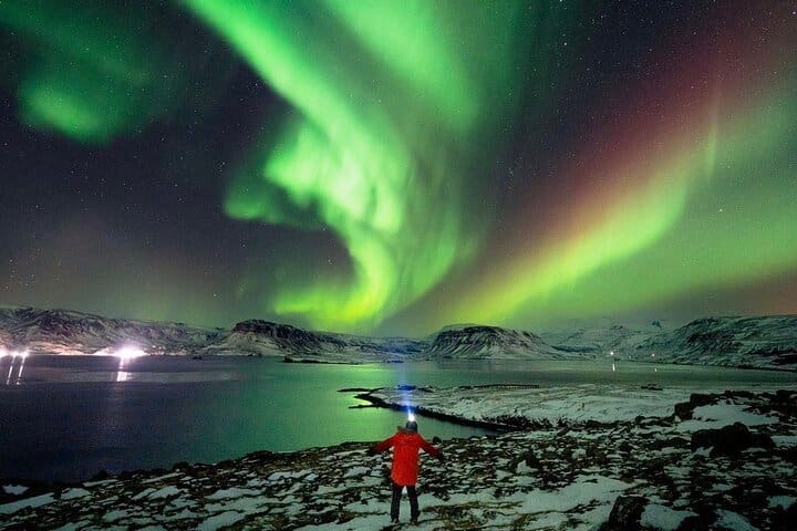 Chasing the Northern Lights in Iceland: A Complete Guide